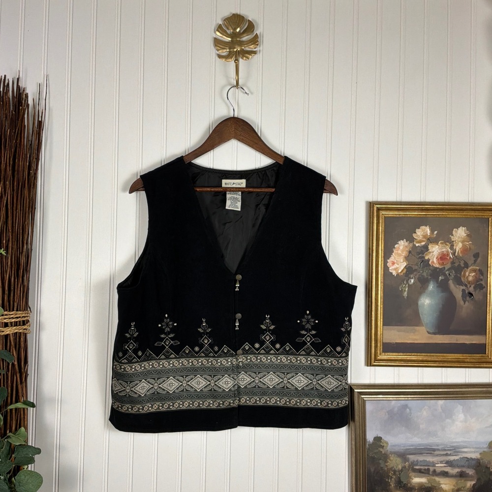 White Stag Vest Ladies Large Black Excellent Embroidered Faux Suede
